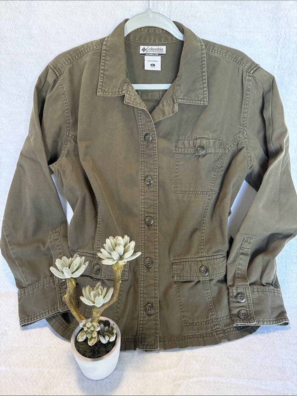 Columbia olive green army jacket button up